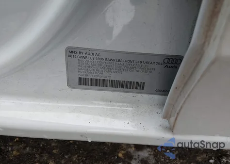 2013 Audi A4 2.0T Premium z USA, uszkodzony, nr VIN WAUBFAFLXDN012872